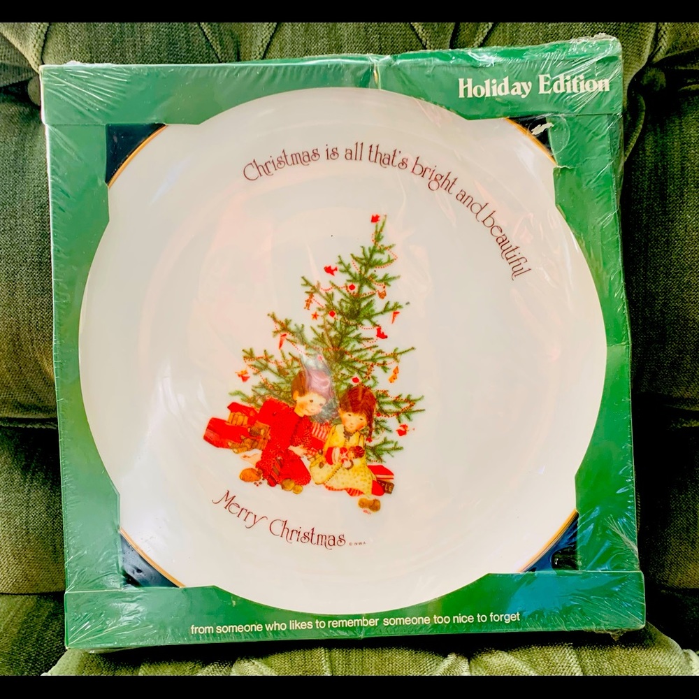 Vintage Holiday Edition Holly Hobbie Collector’s Plate 1975 American Greetings i